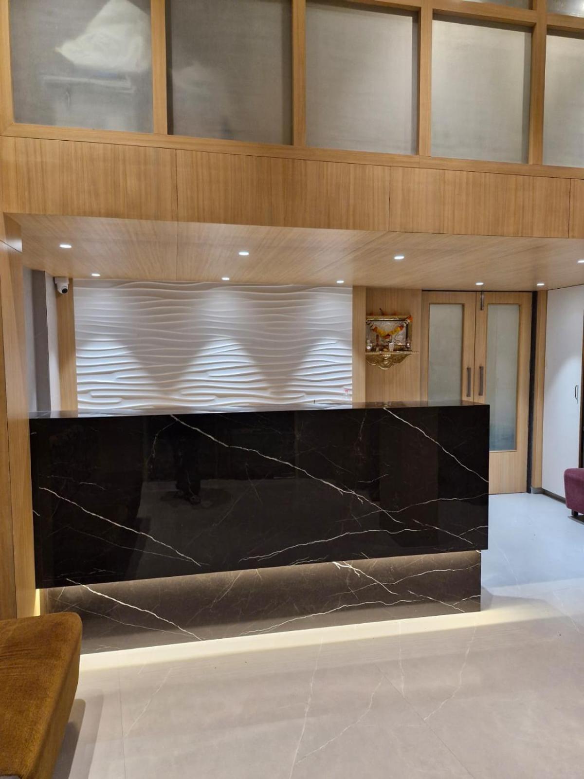 Avenue 10 Boutique Hotel Pune Bagian luar foto
